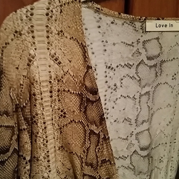 Maggie snake crop top - Picture 3 of 3